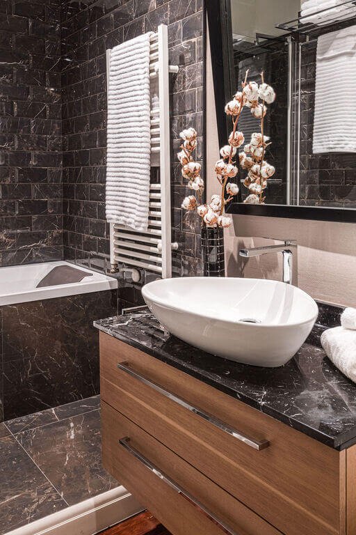 decorar-negre-estudi-interiorisme-barcelona 4.jpg decorar-negre-estudi-interiorisme-barcelona 4.jpg