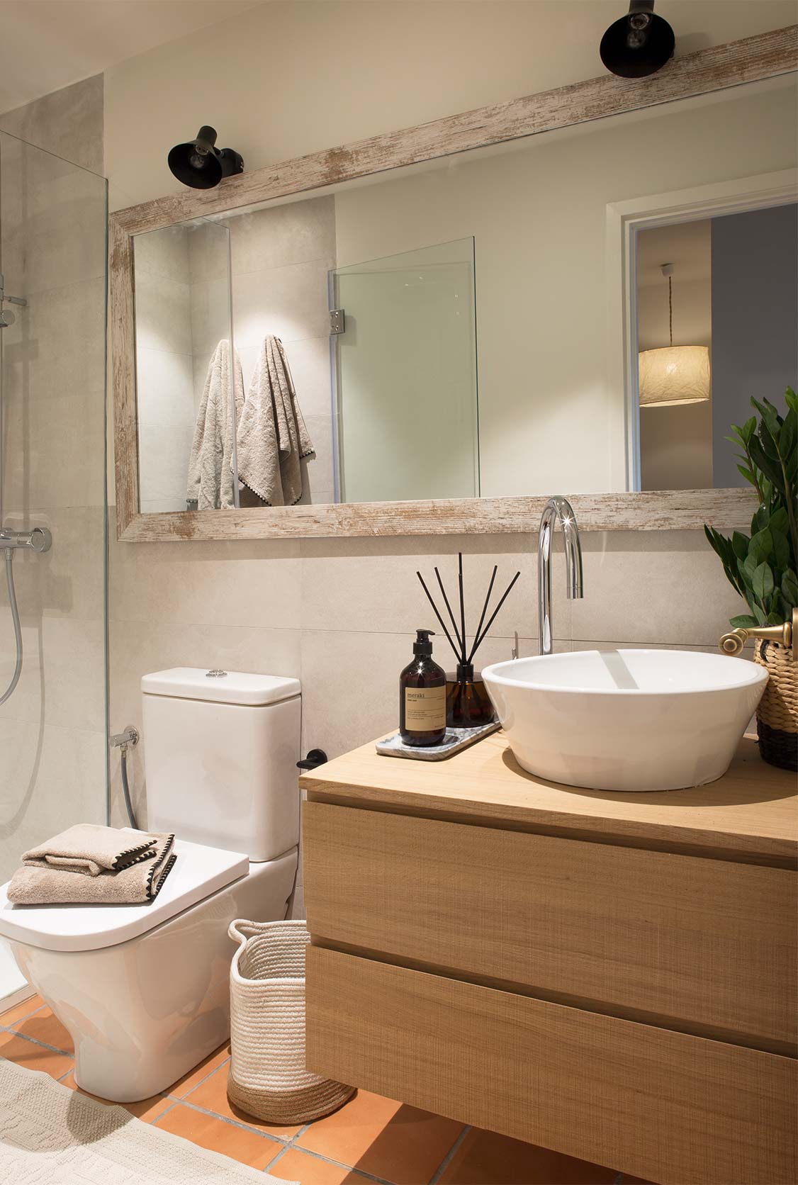 Accesorios para renovar tu baño y convertirlo en un espacio relajante